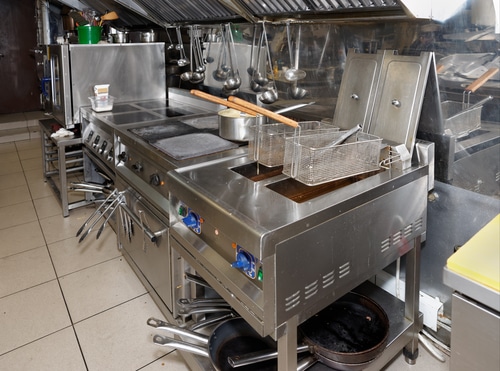 How to clean commercial kitchen equipment in Windsor Ontario